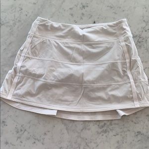 Lululemon white tennis skirt